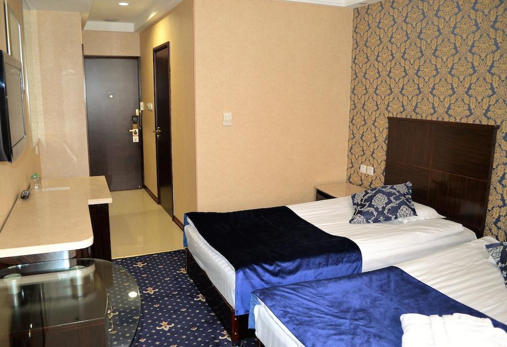 Renion Hills Hotel Almati Kültér fotó
