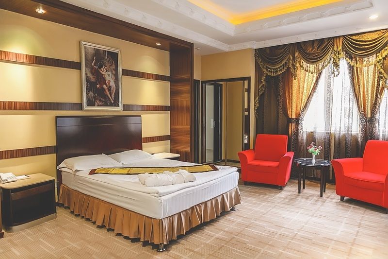 Renion Hills Hotel Almati Kültér fotó