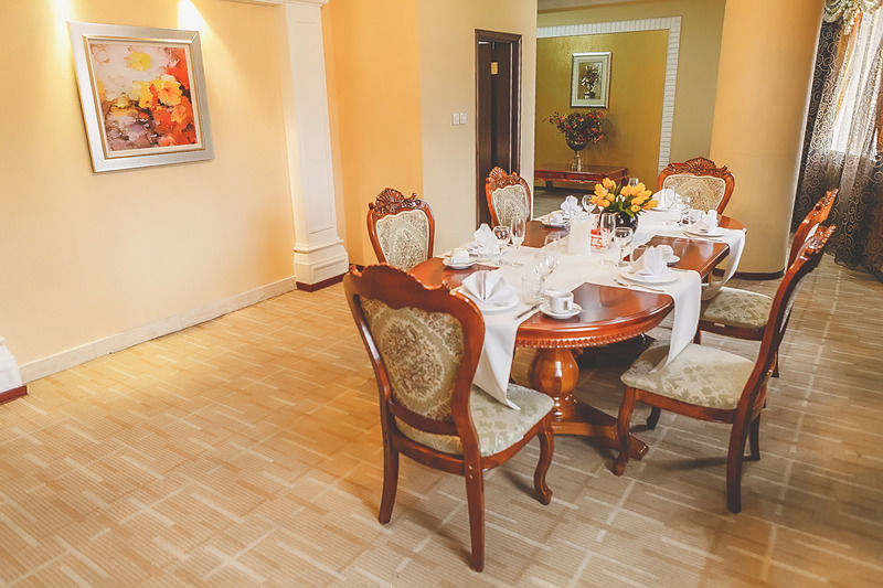 Renion Hills Hotel Almati Kültér fotó