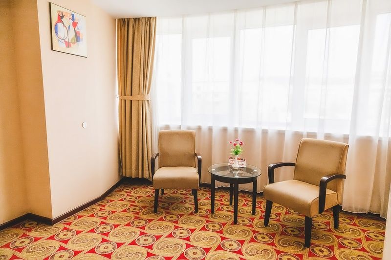 Renion Hills Hotel Almati Kültér fotó