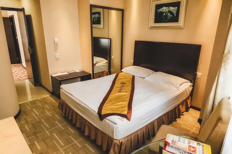 Renion Hills Hotel Almati Kültér fotó