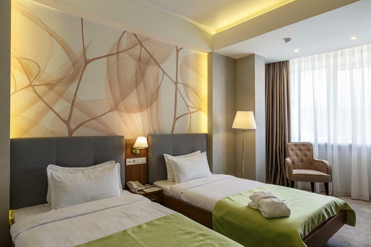 Renion Hills Hotel Almati Kültér fotó