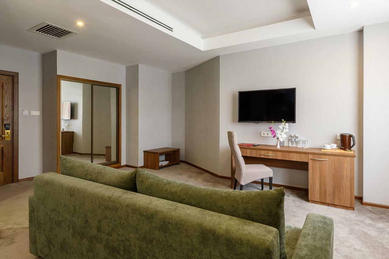 Renion Hills Hotel Almati Kültér fotó