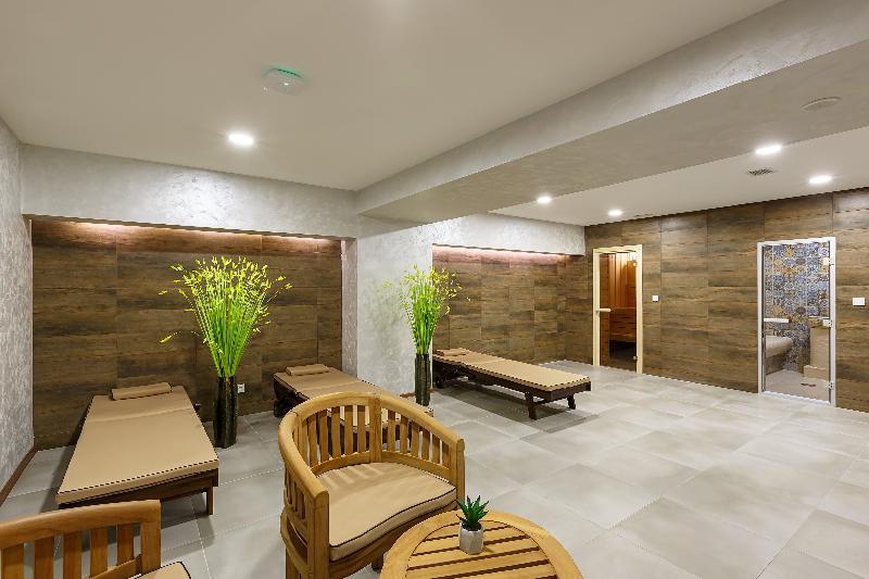 Renion Hills Hotel Almati Kültér fotó